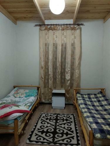 Hostal Guest House Guljan