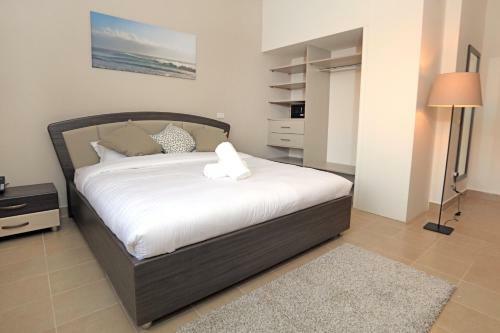 Hotel Tala Bay Residences