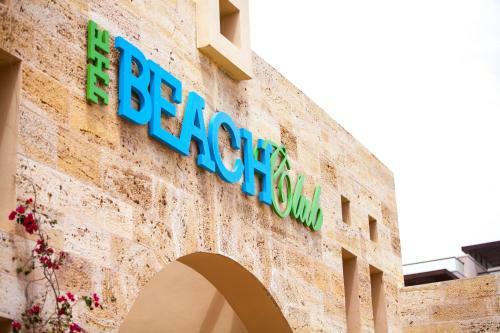 Hotel Tala Bay Residences