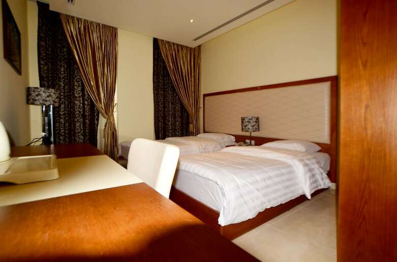 Public Security Hotel & Chalets