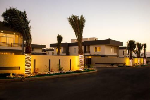 Villa Bouga Compound