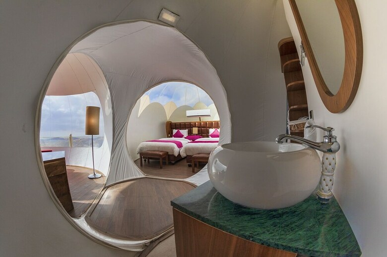 Petra Bubble Luxotel