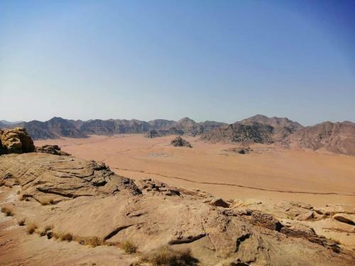 Wadi Rum Blue Sky And Tour
