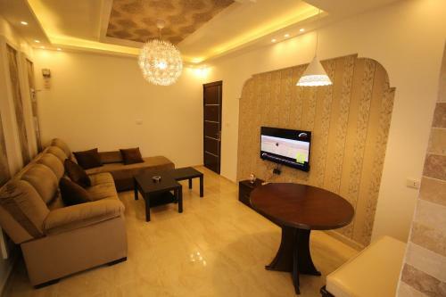Aqarco Sanar Apartment
