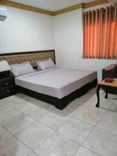 Apartamento Al Hadeer Suites Hotel