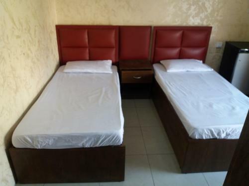 Zohoor Hotel
