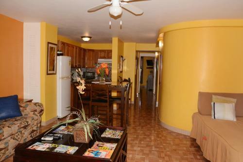 Apartamento Seacastles By The Beach/pool