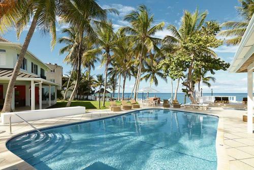 Coral Cay Villas