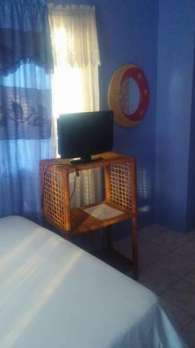 Hostal Tropical Breeze Villa