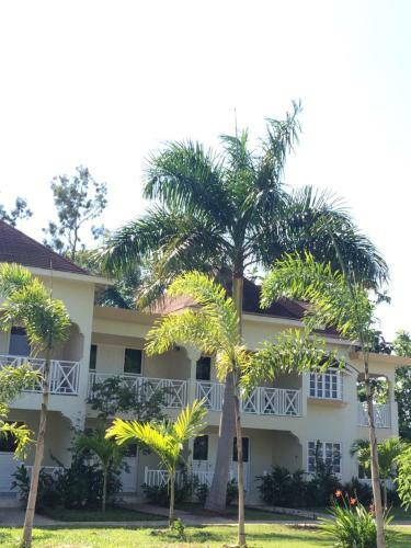 Hotel Coral Seas Beach
