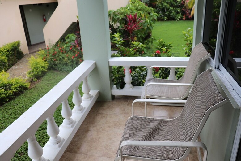 Hotel The Sov Resorts