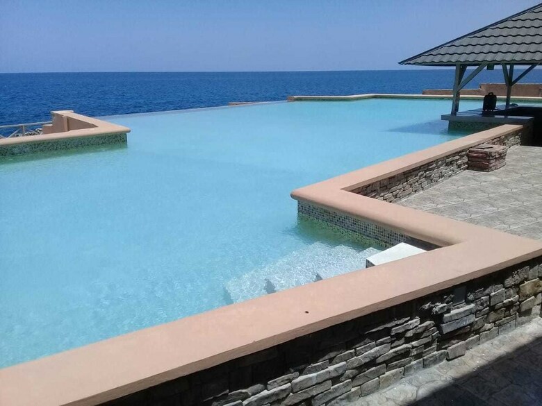 Hotel The Sov Resorts
