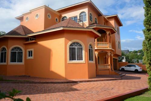 Hostal Pines Vacation Rental