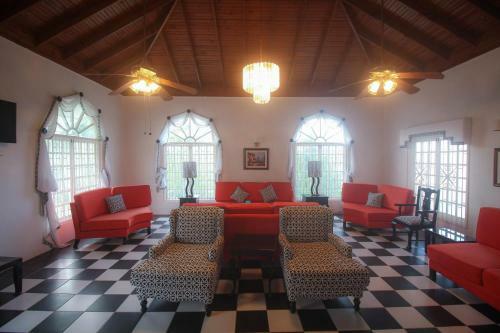 Posada Kenwood Villas & Suites