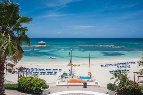 Apartamentos Palmyra Luxury Beach Condos