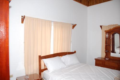 Hostal Charley's Inn