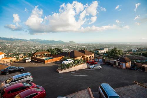 Apartamento Luxury City View Rental In Kingston