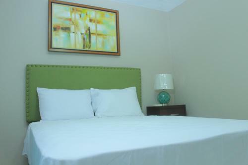 The Guest Apartment At Oaklands II