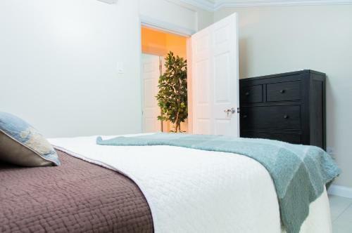 Apartamento Reclaiming My Time @ Comlin Bank