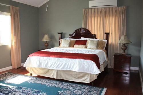 Executive Townhouse