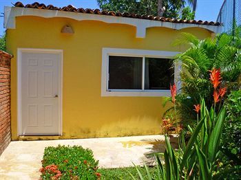Villa Corona Del Mar Hotel And Bungalows
