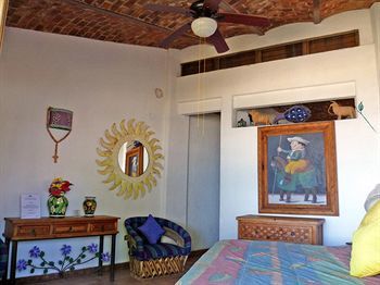 Villa Corona Del Mar Hotel And Bungalows