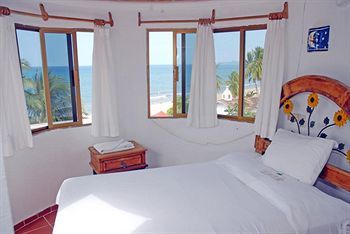 Villa Corona Del Mar Hotel And Bungalows