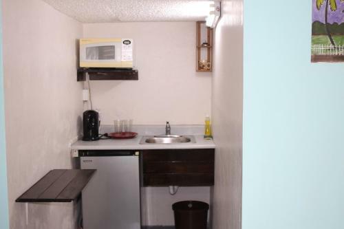 Hostal Sunset Den