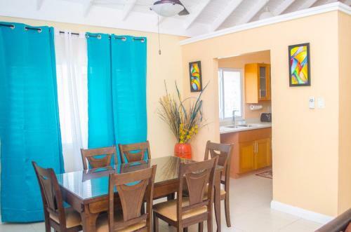Ocho Rios Villa @ The Palms