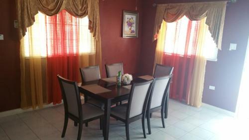 Hostal Caribbean Estate 3 Bedroom Suite