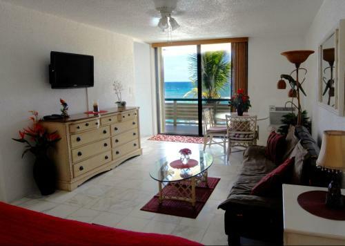 Apartamento Oceanfront Watergate Villas & Condos