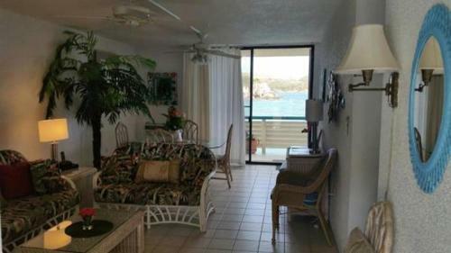Apartamento Oceanfront Watergate Villas & Condos