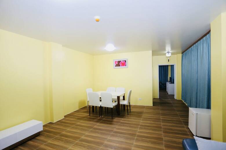 Hotel Romantic Saipan Garden