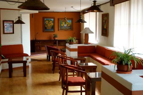 Hotel & Suites Villa Del Sol