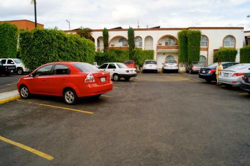 Hotel & Suites Villa Del Sol
