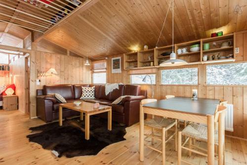 Lovely Cabin Close To The Blue Lagoon