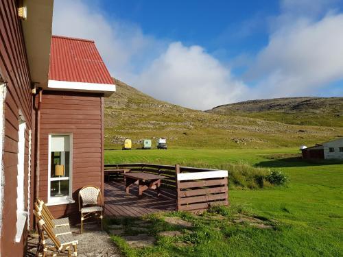 Hostal Hnjotur Guesthouse