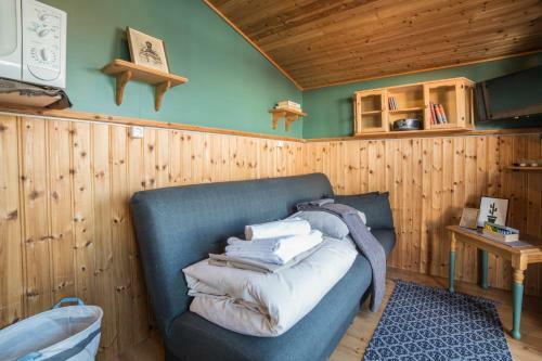 H�f�i Cottages
