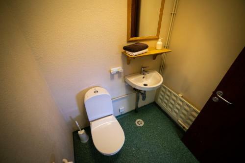 �rb�t Hostel