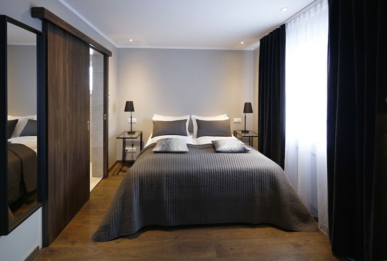 Hostal Keflavik Micro Suites