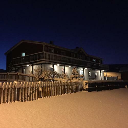 Hotel H�tel Dj�pav�k
