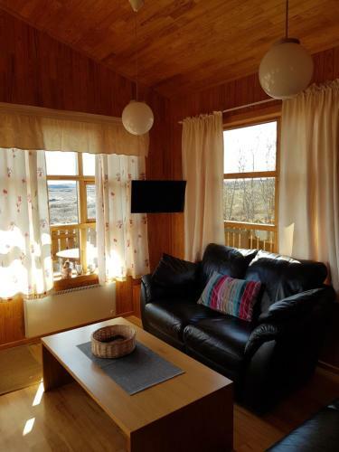 Ekra Cottages