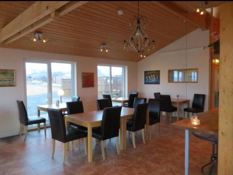 Hostal Guesthouse Vellir