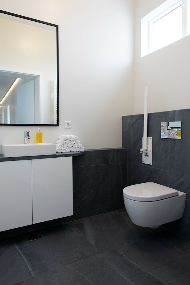 Hotel Graystone Guesthouse