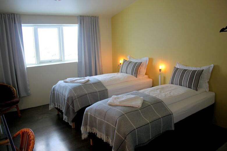 Flj�tsbakki Farm Hotel