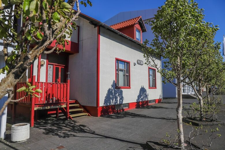 Hostal Lava Guesthouse