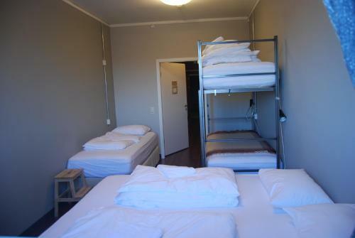 Teh�si� Hostel