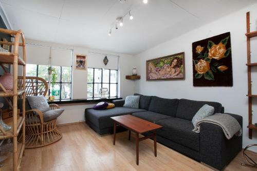 N�i Apartment