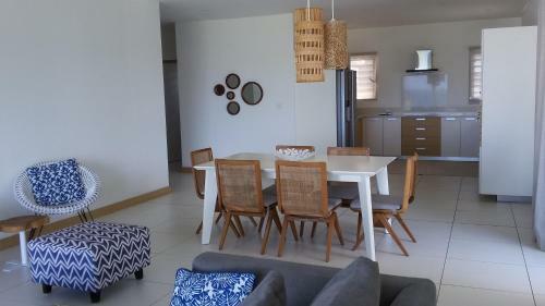 Apartamento Latitude Seafront Penthouse With Private Plunge Pool