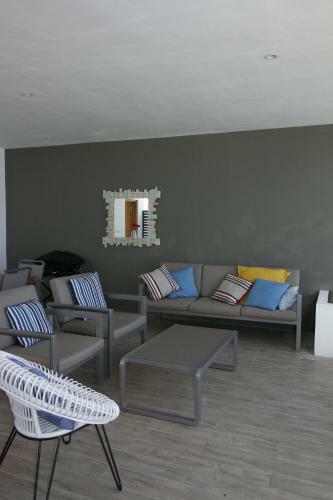Apartamento Latitude Seafront Penthouse With Private Plunge Pool